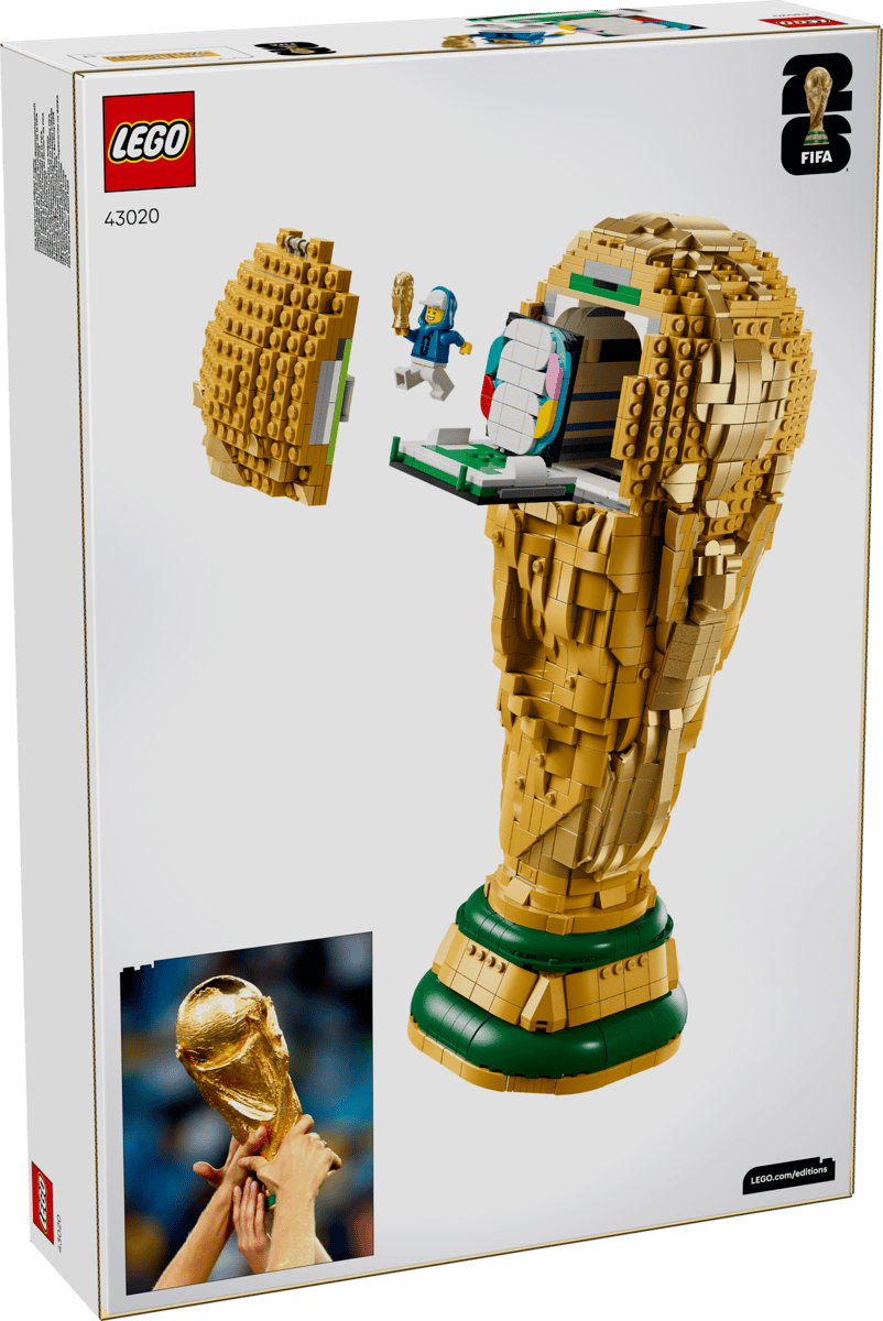 05_FIFA World Cup™ Official Trophy