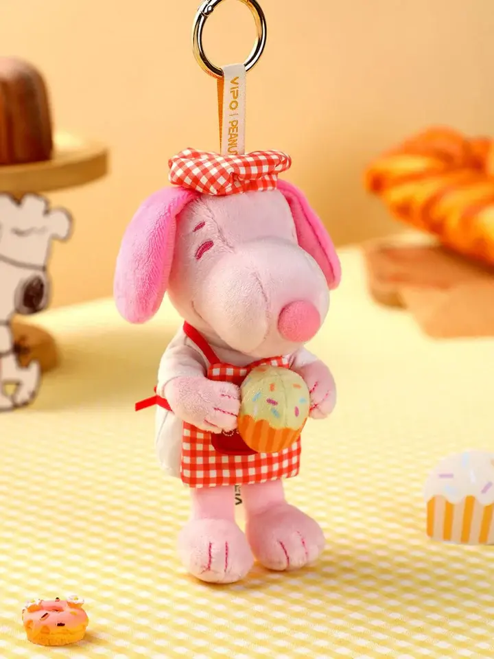 05_VIPO x Peanuts Bakery Plush Keychain Blind Box