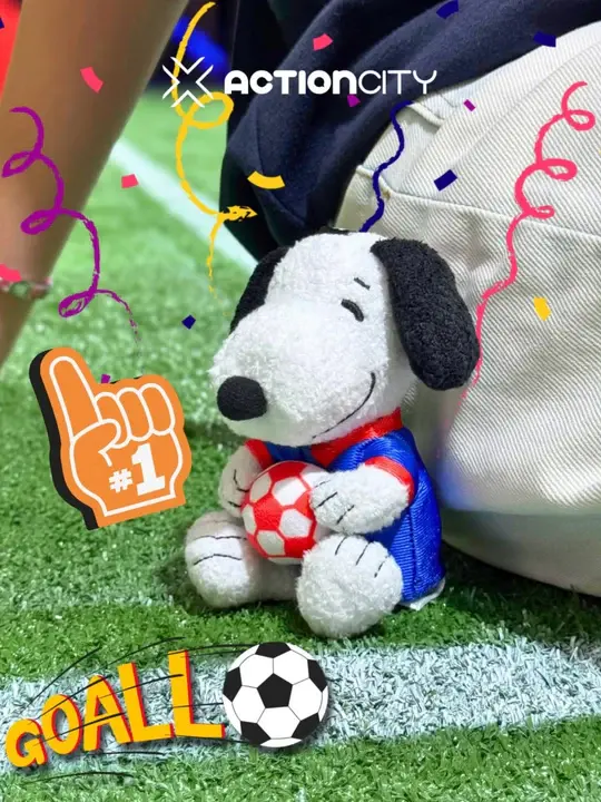 02_VIPOXPEANUTS Football Plush Keychain - Blind Box