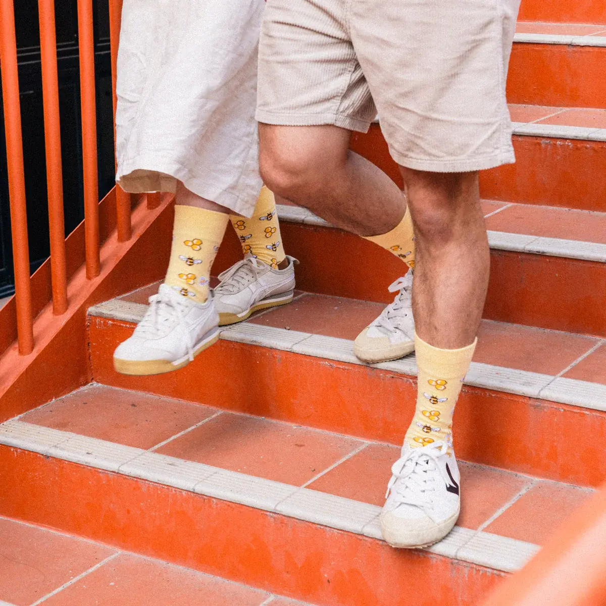 04_KEEP ON BEE-LIEVING CREW SOCK (SIZEM)