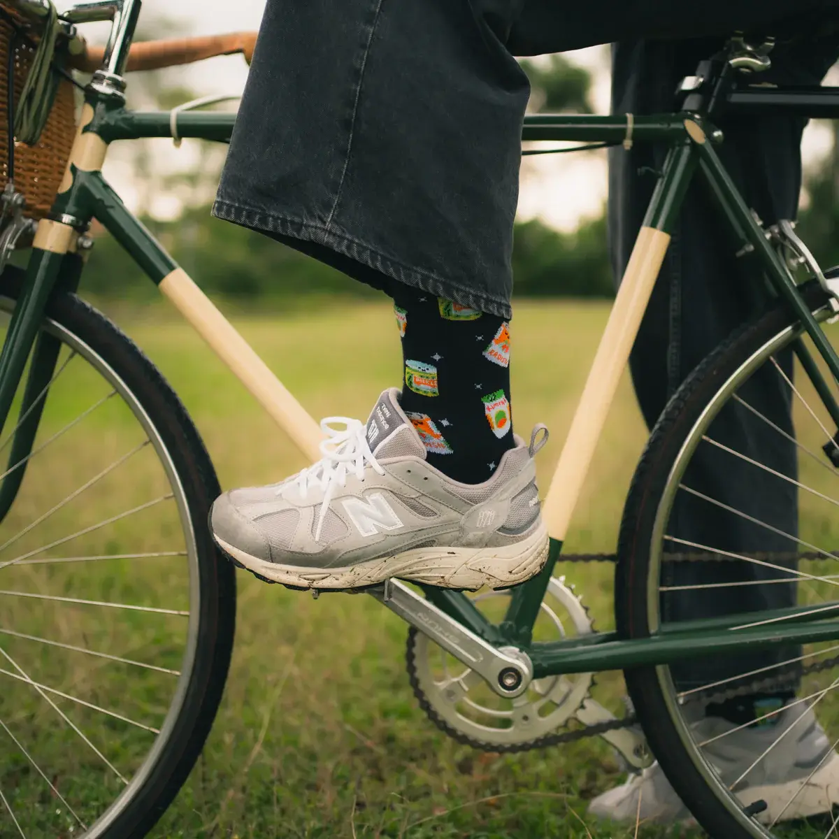 03-PICKY PICKLE CREW SOCK (SIZES)