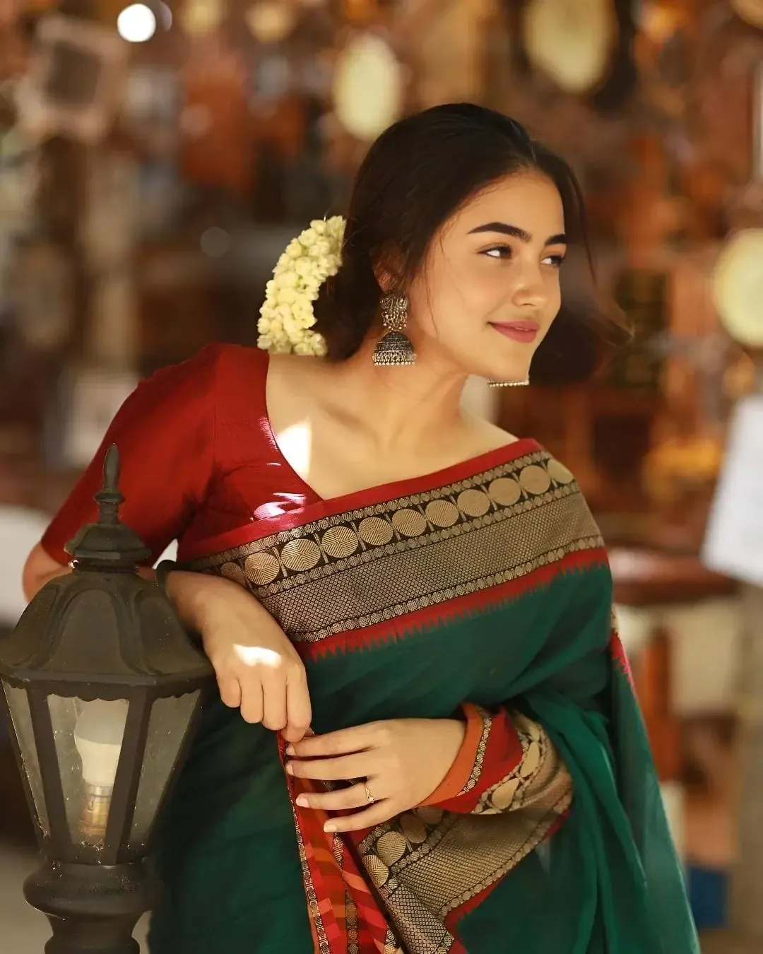 PUURPLE.CO | OUR COLLECTIONS - SAREES