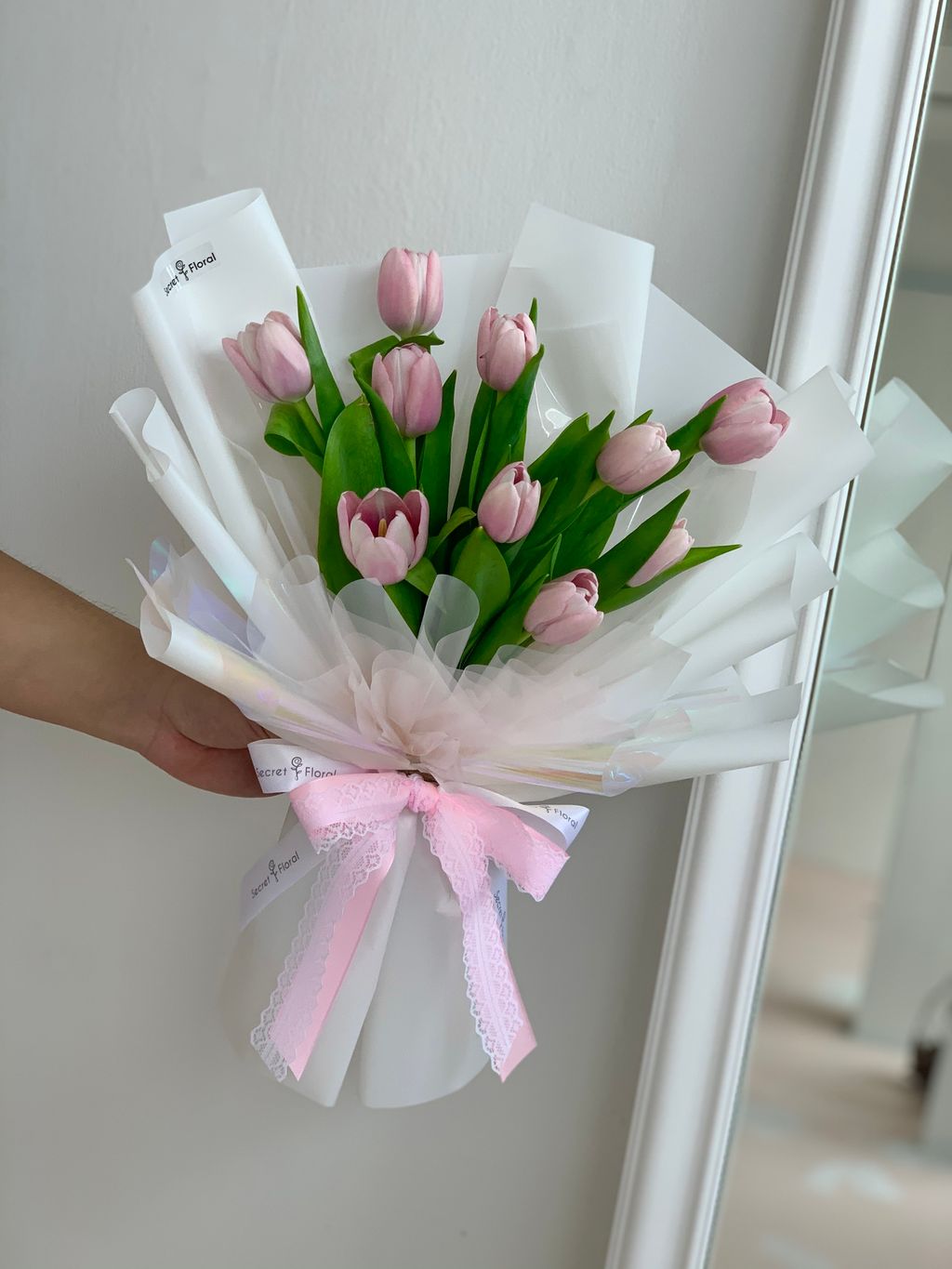 Pink tulip (3).jpeg