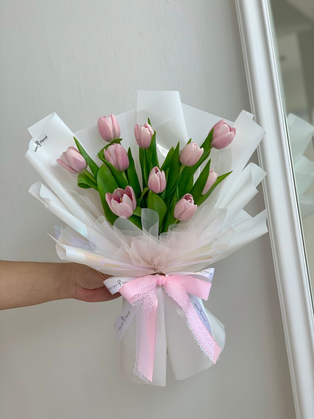 Pink tulip (4).jpeg