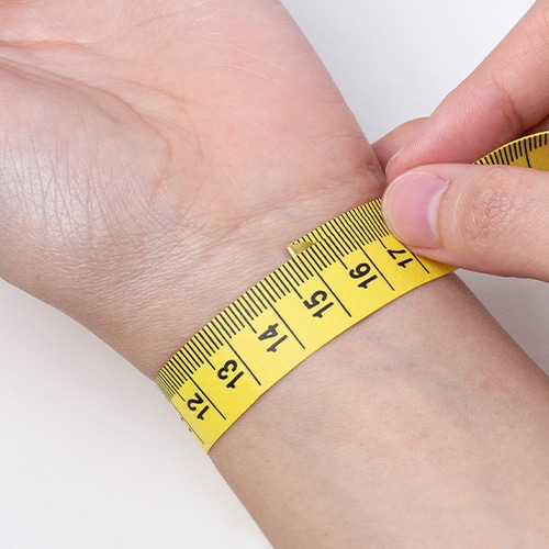 Wrist-measurement-article-pic-20200907-1