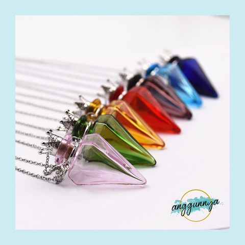 Glass Necklace_2.jpg