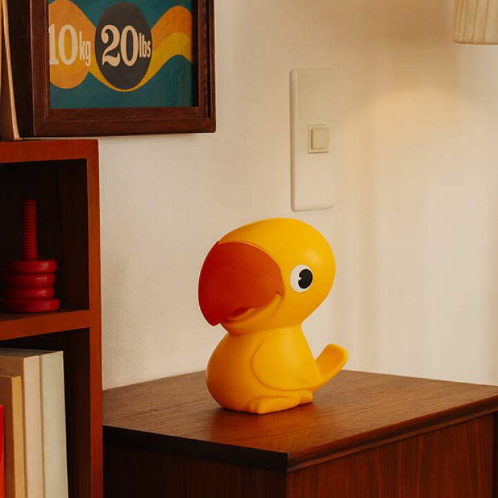 zpalasetparrotroom