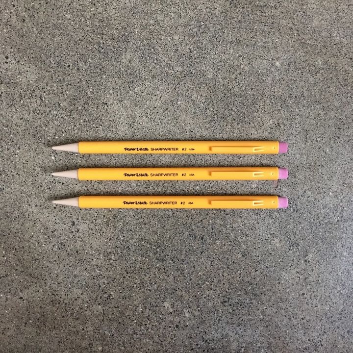 21708333544909_180.jpg