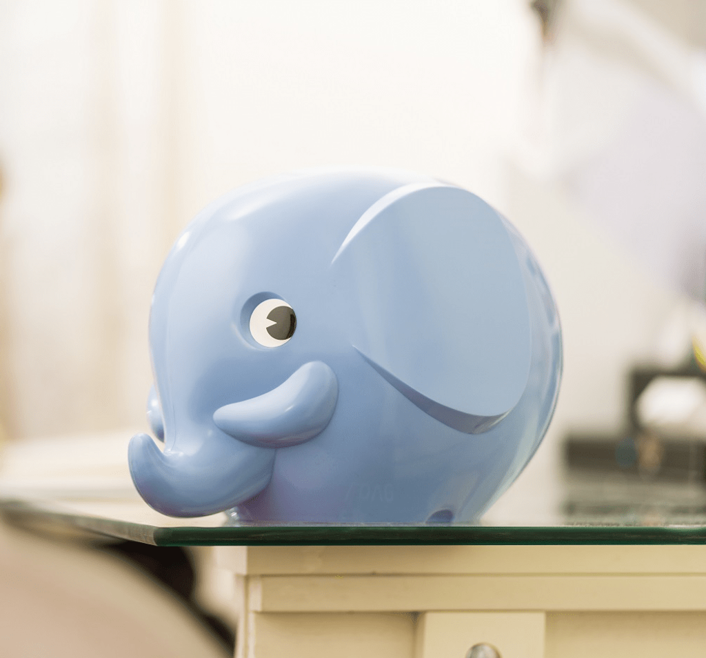 Elephant-on-the-table-2019_lowres-e1583575015692