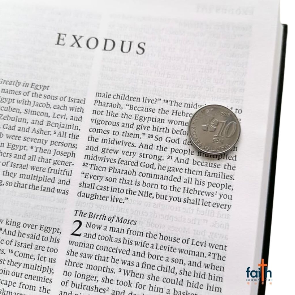 malaysia-online-christian-bookstore-faith-book-store-english-holy-bible-english-standard-version-esv-pew-bible-personal-size-hardcover-black-crossway-9798874903251-7