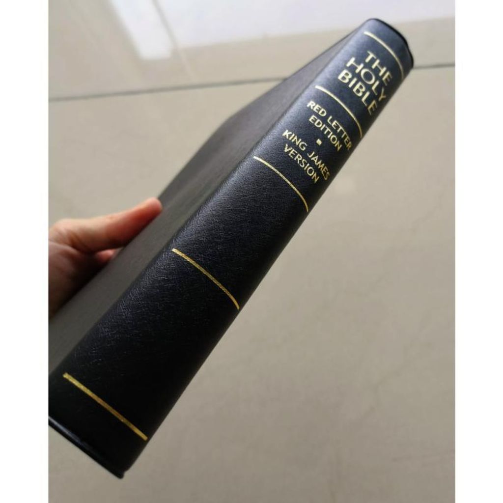 faith-book-store-english-bible-king-james-version-KJV-compact-Vinyl-black-KJV52PL-9788941290339-side-800x800.jpg