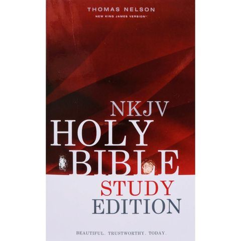 faith-book-store-english-bible-thomas-nelson-New-King-james-Version-NKJV-study-edition-soft-cover-9780718096014-front-800x800.jpg