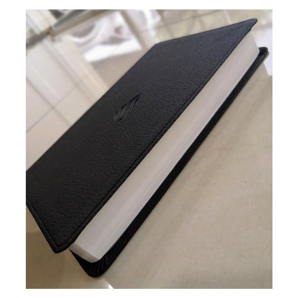 malaysia-online-christian-bookstore-faith-book-store-english-bible-ESV-English-Standard-Version-Premium-Gift-Trutone-Midnight-Flame-black-9781433550621-edge-bible-800x800.jpg