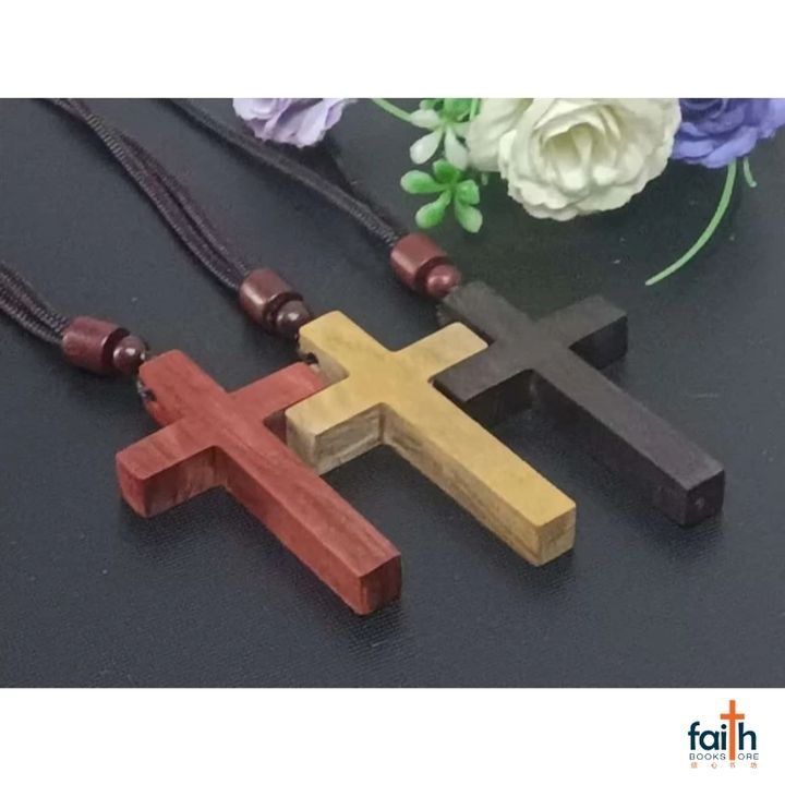 malaysia-online-christian-bookstore-faith-book-store-sandal-wood-cross-car-hanging-accessory-ornament-necklace-decoration-檀木-十字架-项链-车挂-favor-bookstore-800x800-1