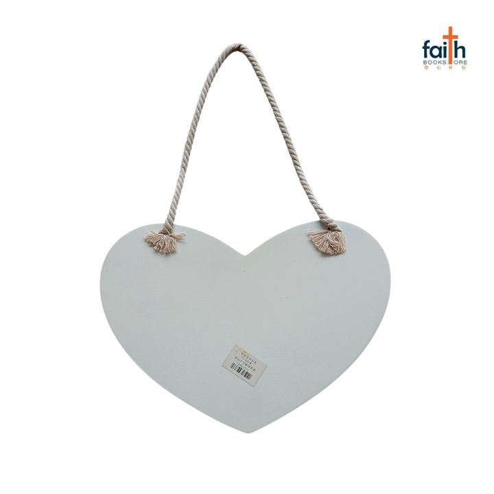 malaysia-online-christian-bookstore-faith-book-store-mdf-heart-shaped-plaque-wall-decoration-love-never-fails-密度-板-心-形-挂饰-愛-是-永-不-止息-chua-art-800x800-2