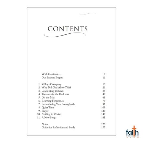 malaysia-online-christian-bookstore-faith-book-store-english-book-hidden-joy-in-a-dark-corner-the-transforming-power-of-god's-story-wendy-blight-moody-publishers-9780802414960-800x800-2