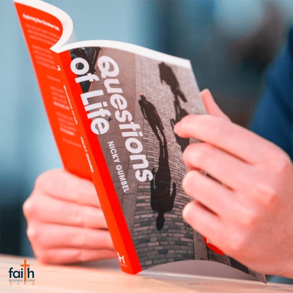malaysia-online-christian-bookstore-faith-book-store-english-book-questions-of-life-nicky-gumbel-charlie-mackesy-alpha-international-9781473680715-800x800-3