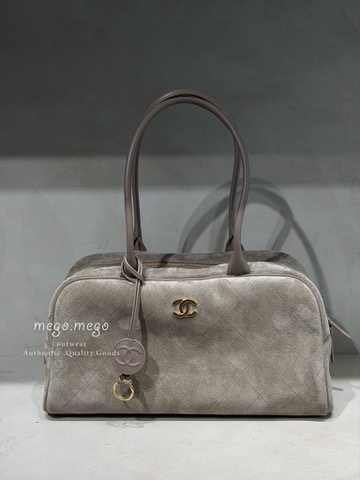 FD99E541-7C73-49D4-B5E7-ED00E7857714_4_5005_c