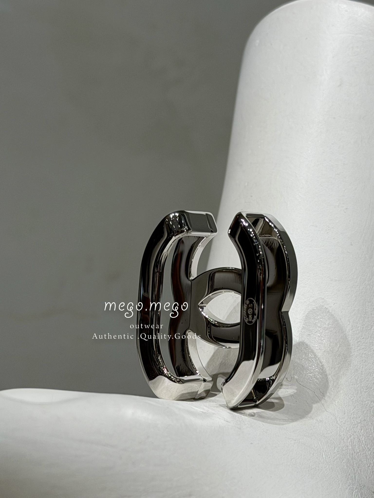 2CCD5293-6B8B-4F4F-A0CA-3B94A65BC305