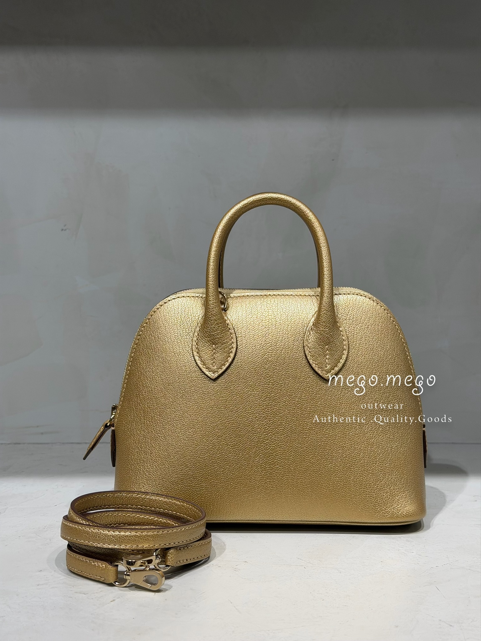 7E27C971-D2B8-44F8-BB16-6D6F4D4E038D