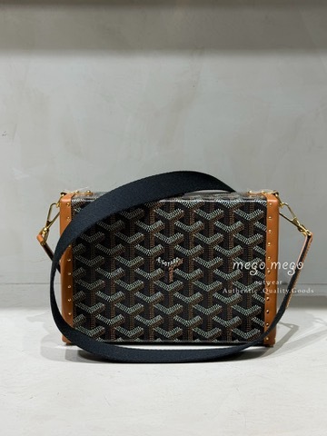 6EB66B97-4567-4A04-B44B-E76FF20AD2BB_4_5005_c