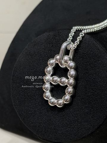 B0BEA77A-1C40-40B6-AD1C-1704A60AD2FA_4_5005_c