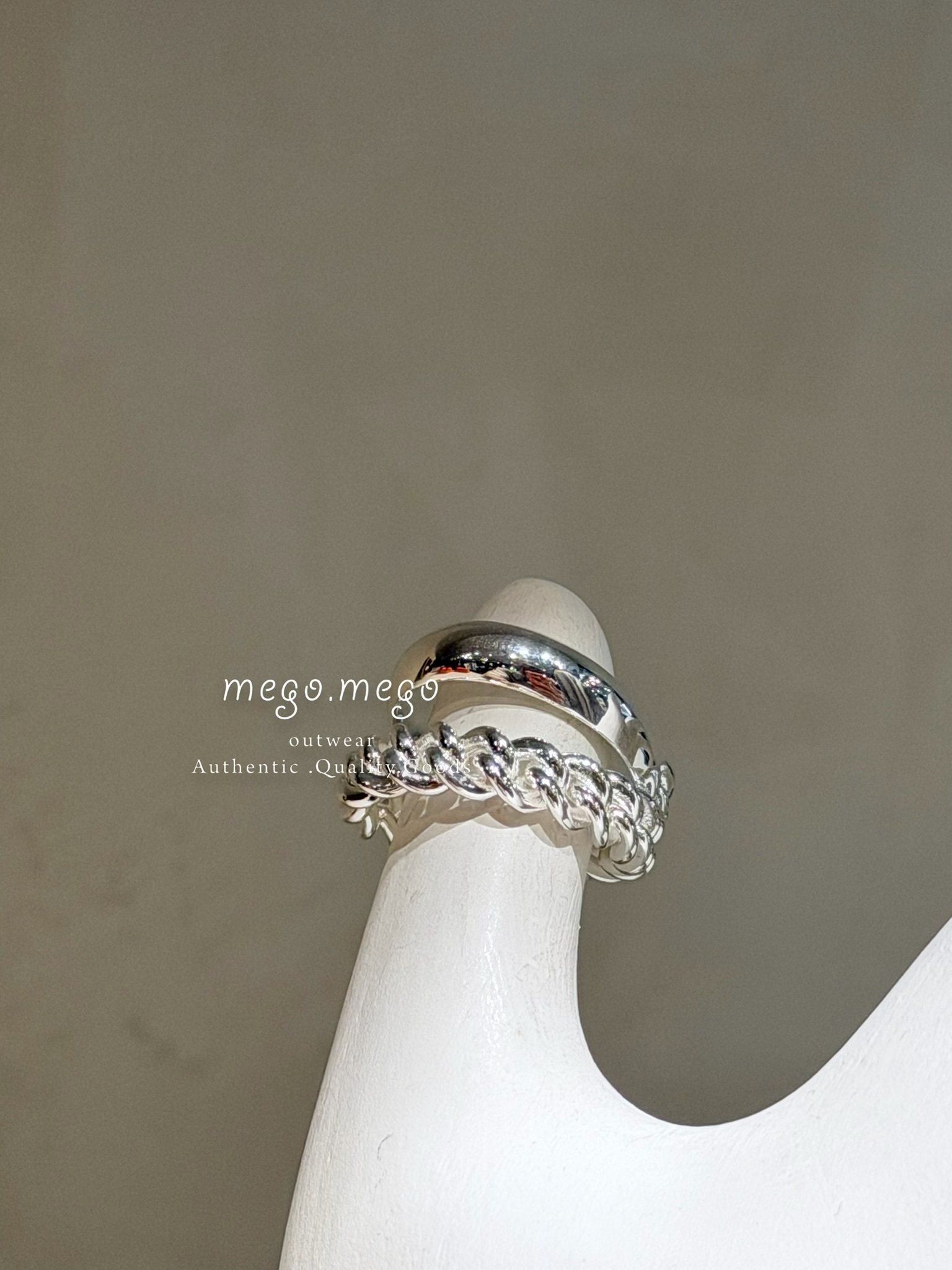 59709979-EBA5-4172-AD89-E0B3BA781B18