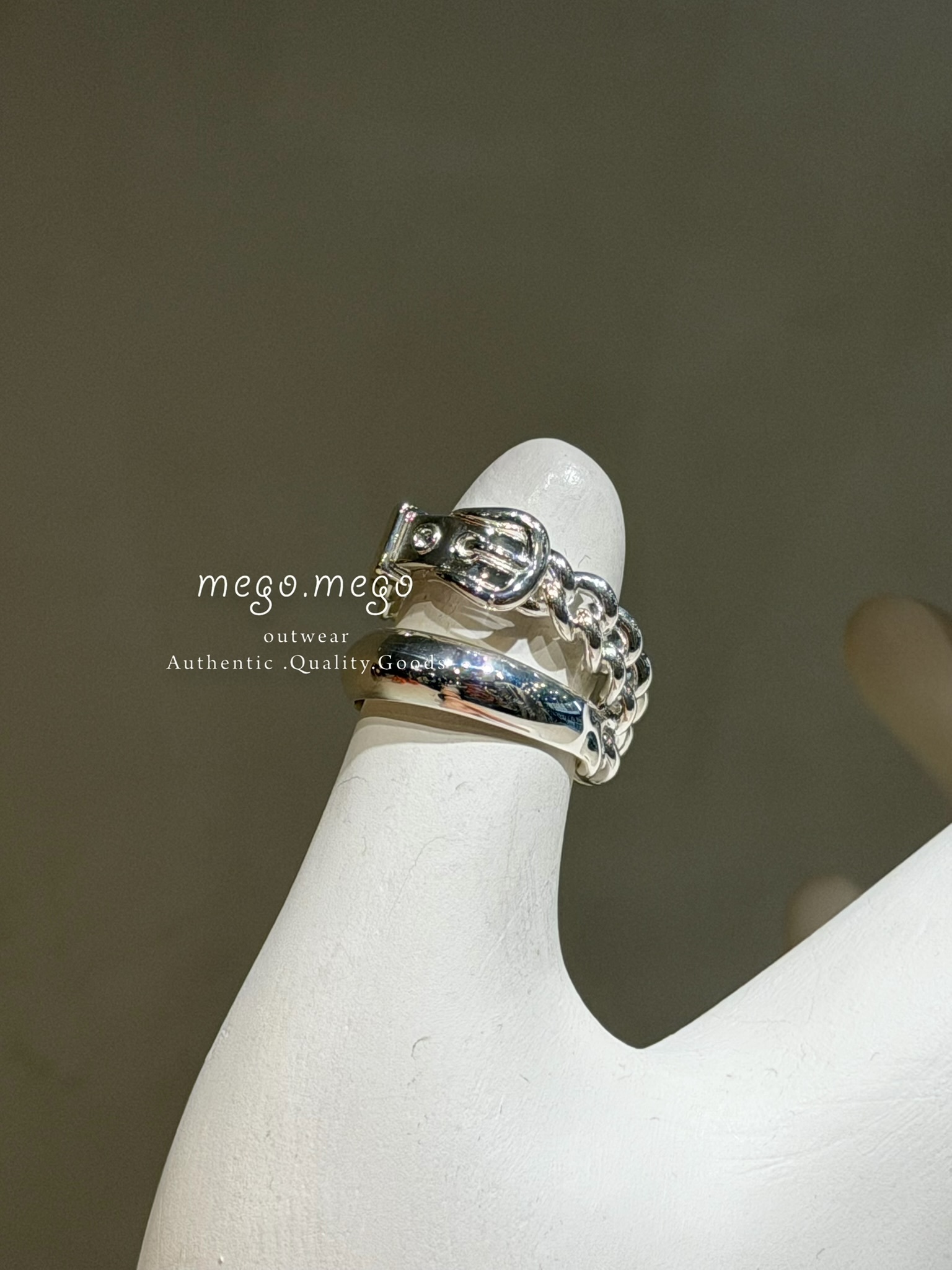 0E78E936-E0E2-4D28-8065-8385394AC94B