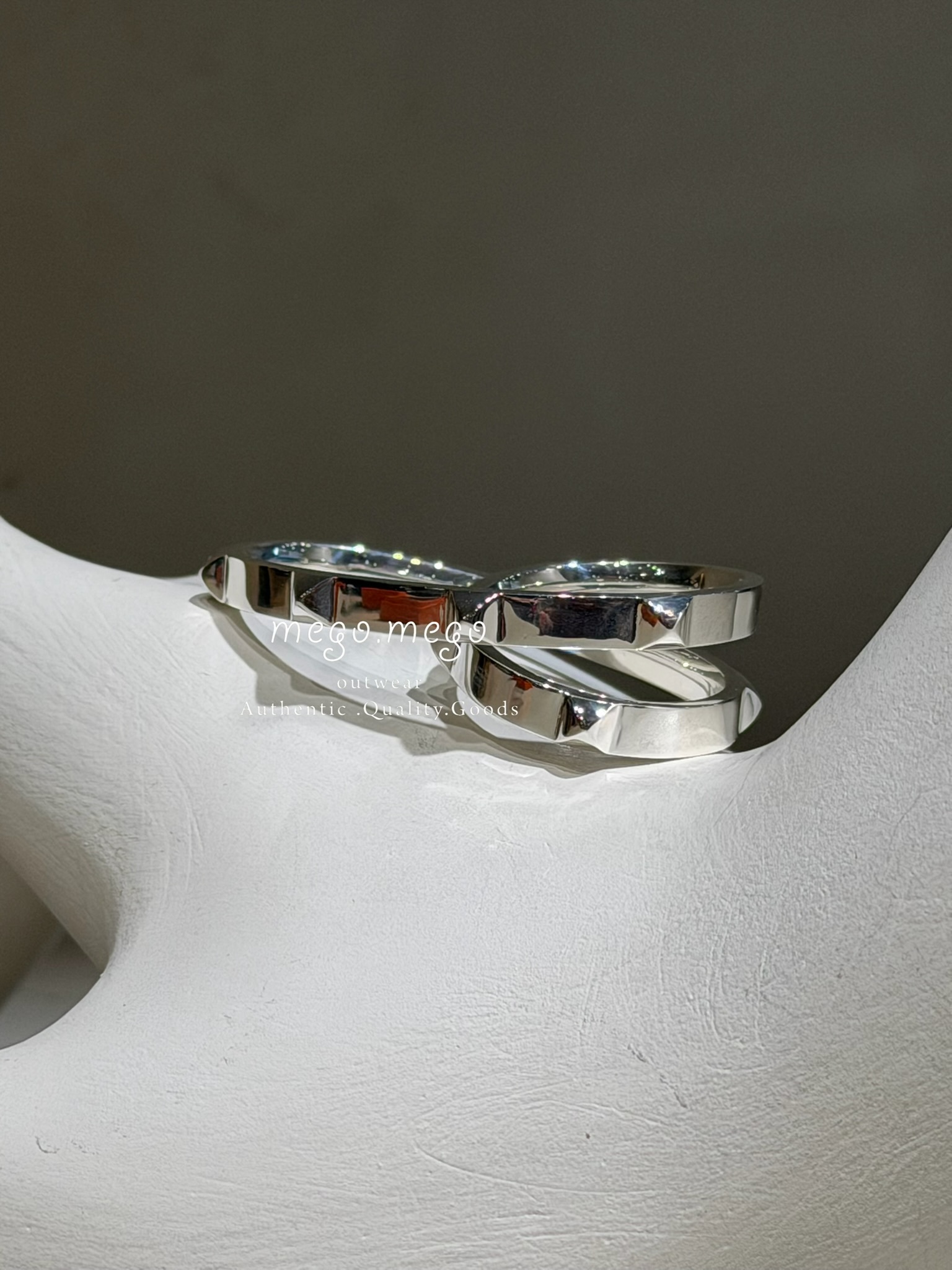 BBAA4EDF-AFD8-43EB-A597-9AE1AD895655