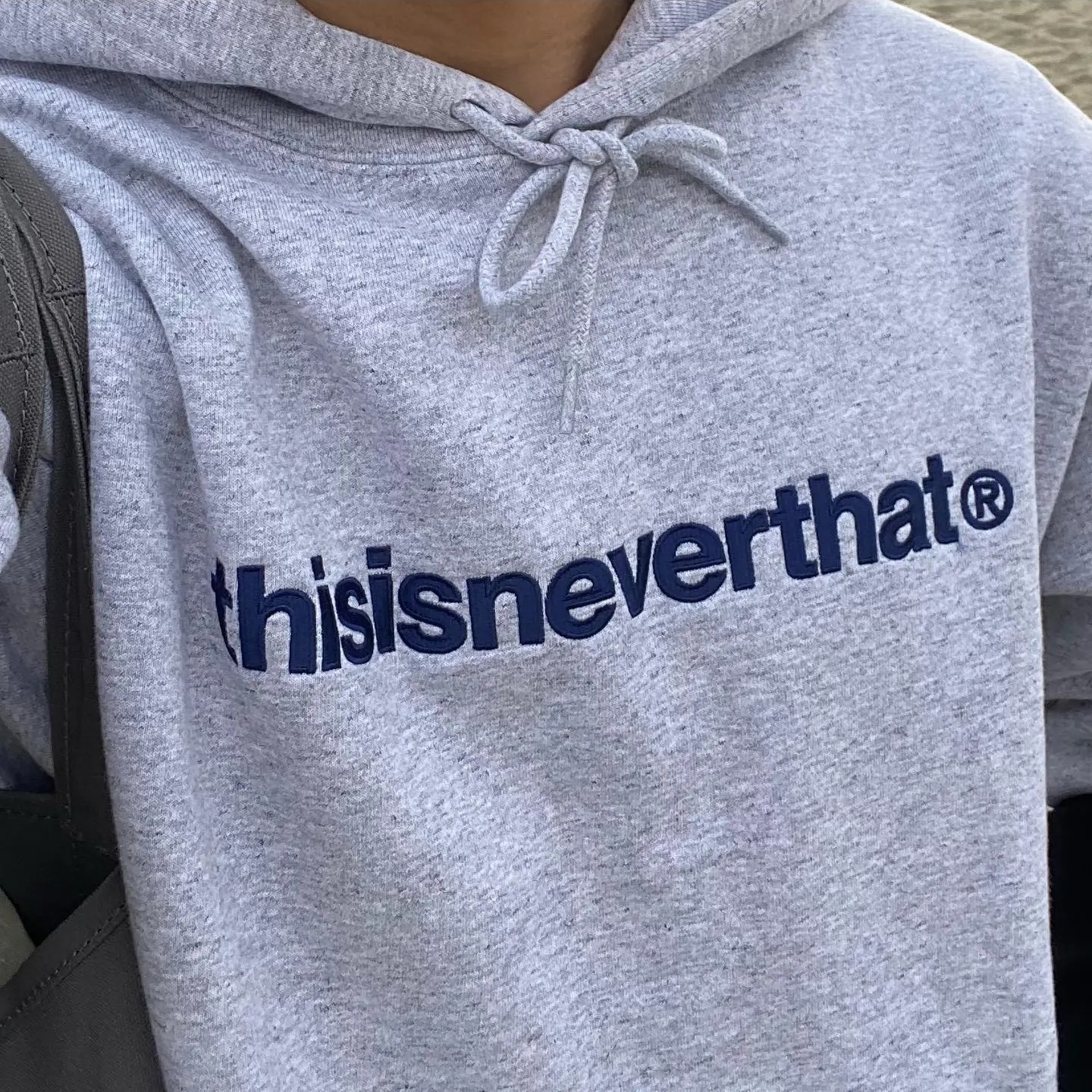 00
