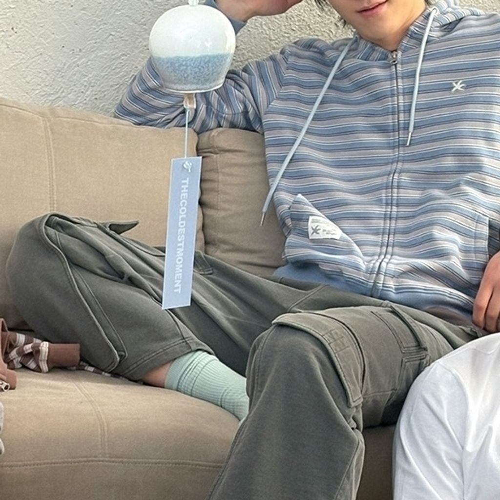 thecoldestmoment_1770627600_3825605888716194845_7945385245_5