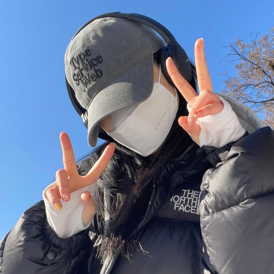 TYPESERVICE Web 老帽(十四色) – zerone