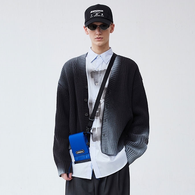【 ADERERROR 】★Trace oedi pouches Ader Error White Trace Oedi Pouch - ShopStyle Shoulder Bags