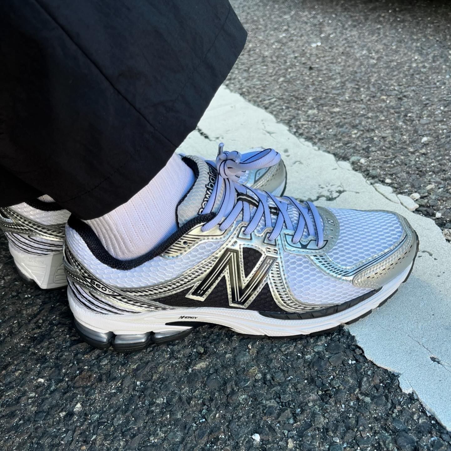 NEW BALANCE 860 運動鞋(白黑) ML860XD – zerone