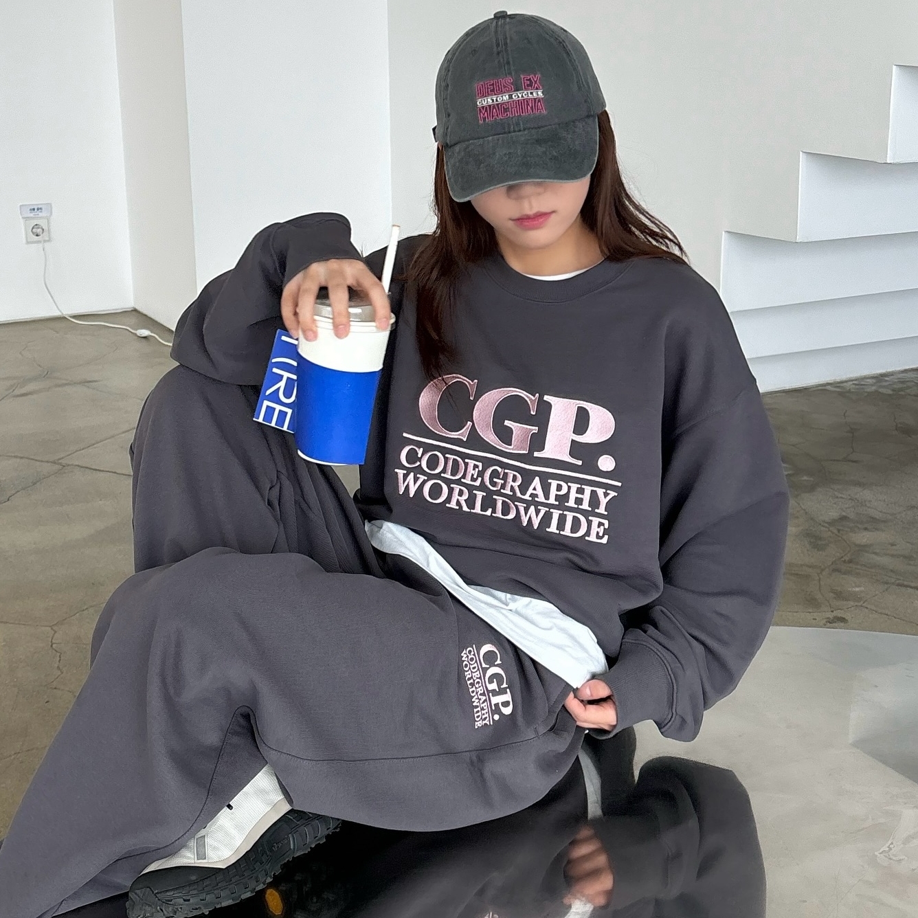 ★codegraphy★ CGP Square Logo Sweatshirt Black codegraphy（コードグラフィー）の「CGP Square logo sweatshirt