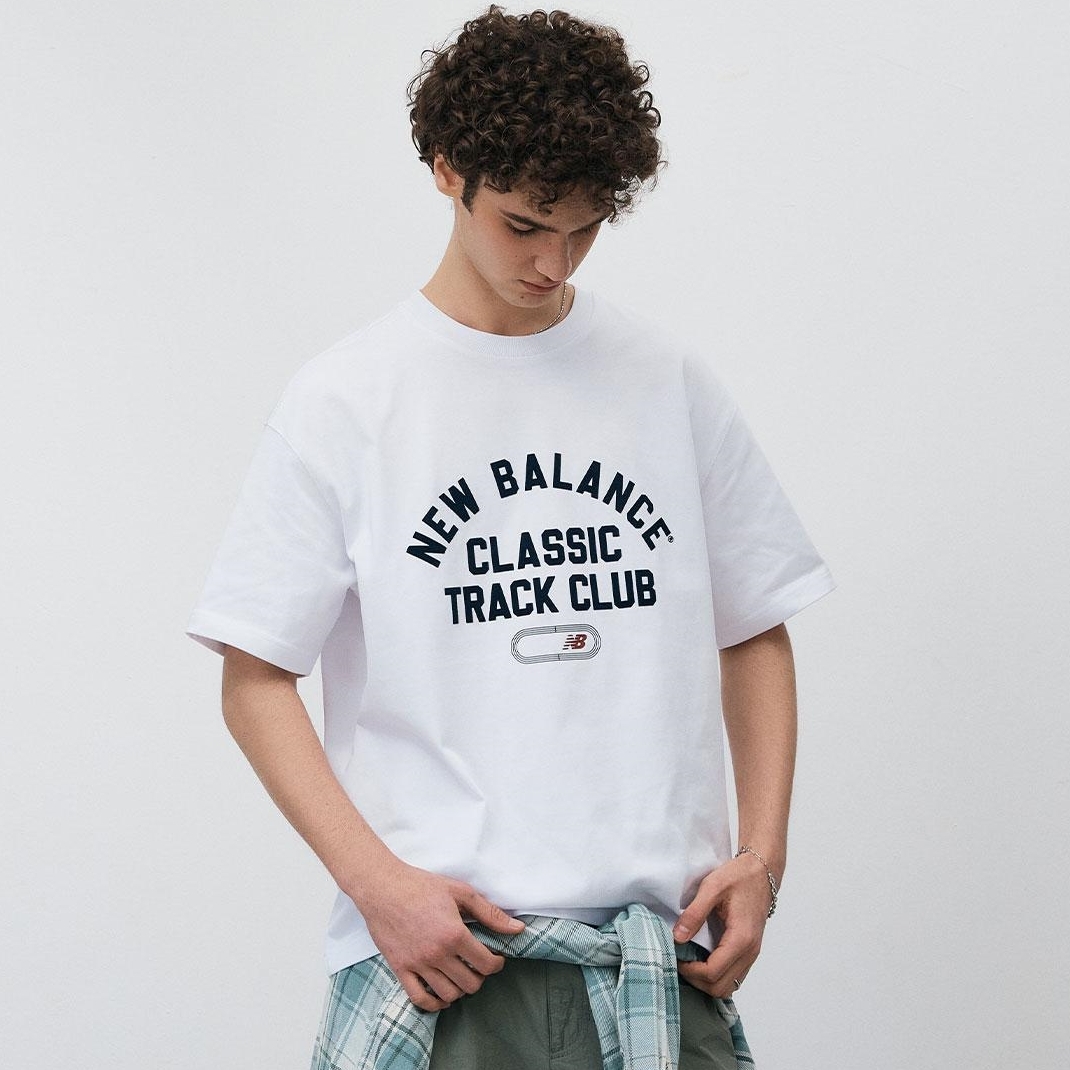 ★New Balance★ NBNEF21583 UNI TRACK CLUB SHORT SLEEVE T-SHI NEW BALANCE Uni Track Club 短袖上衣(四色) – zerone