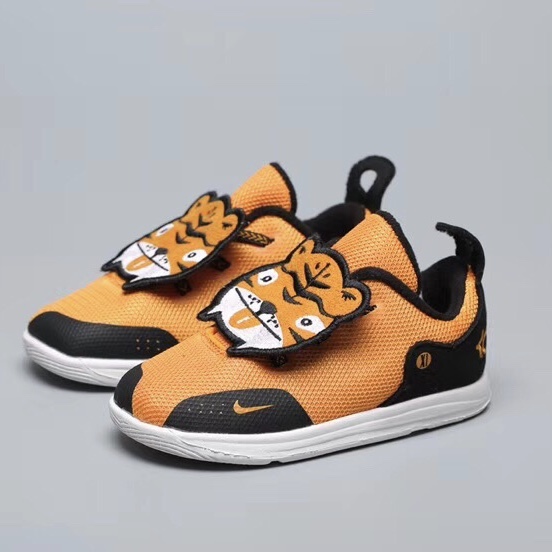 nike little big cats collection