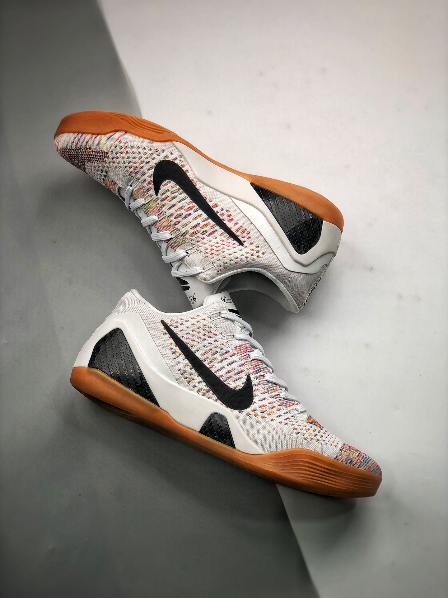 240 Kobe 9 Elite (4).jpg