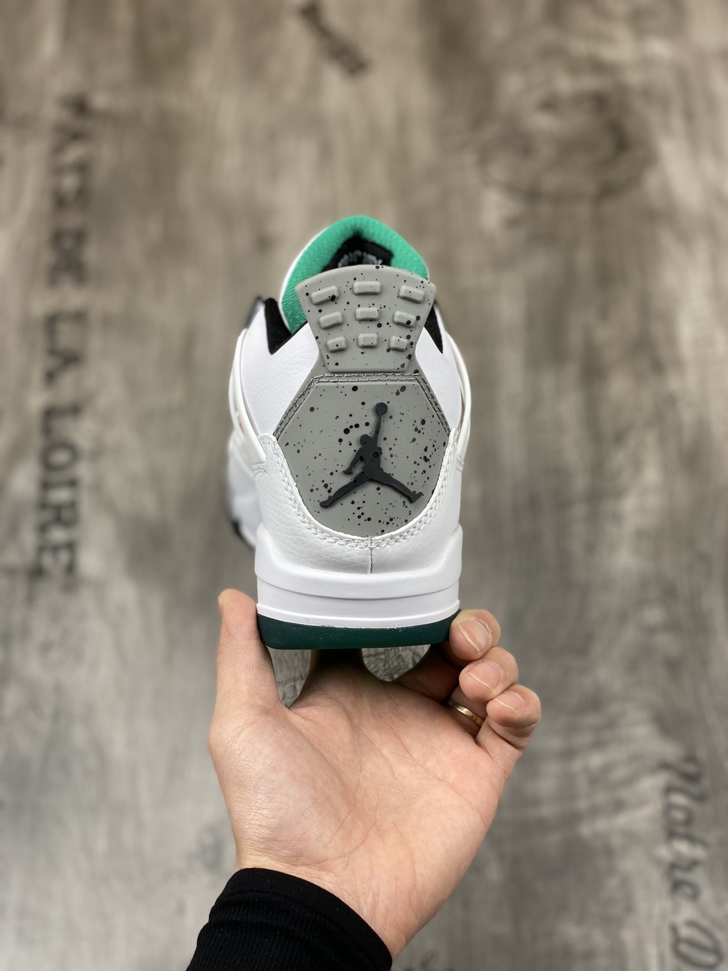 200 AJ4 36-46 half (26).jpg