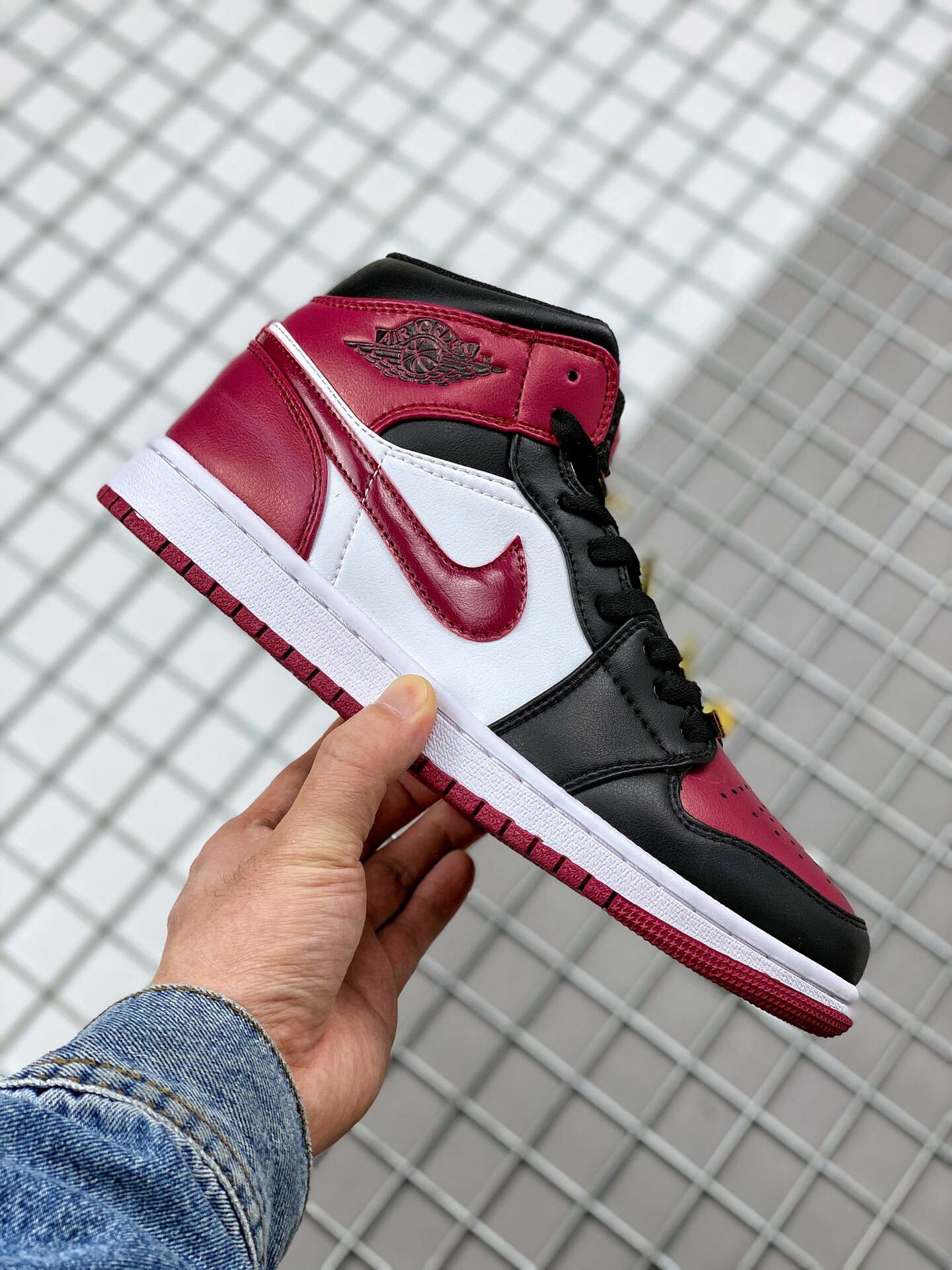 130 AJ1 Mid 36-45 (12).jpg