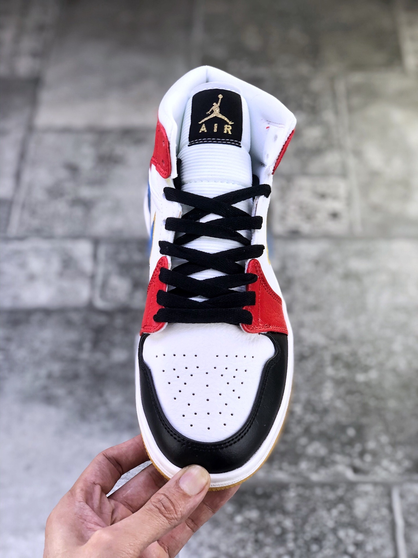130 AJ1 Mid 36-45 (1).jpg