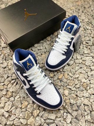 140 AJ1 36-45 Half (16).jpg