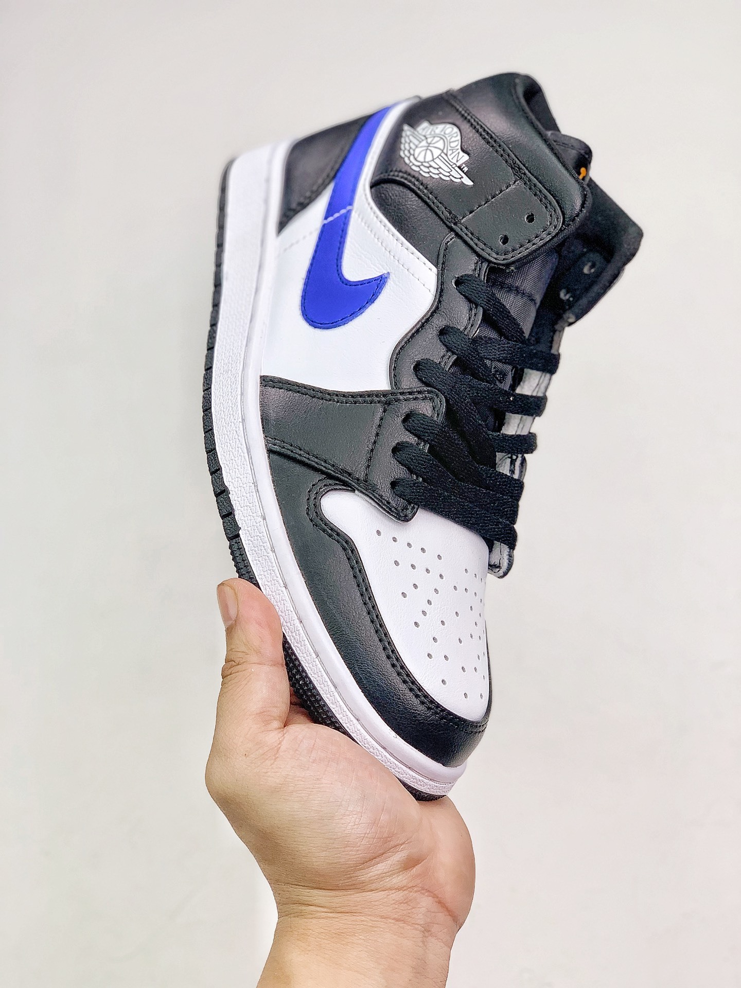 160 AJ1 Mid 36-45 (83).jpg