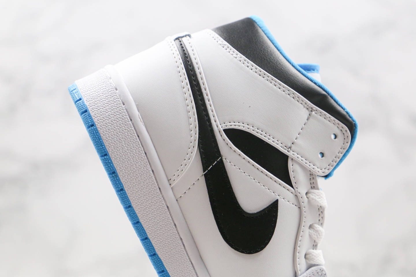 240 AJ1 Mid 36-46 half (3).jpg