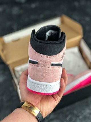 160 AJ1Mid Crimson Tint 36-45 got 44.5 (4).jpg