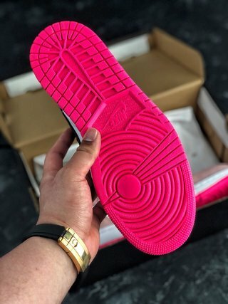 160 AJ1Mid Crimson Tint 36-45 got 44.5 (8).jpg