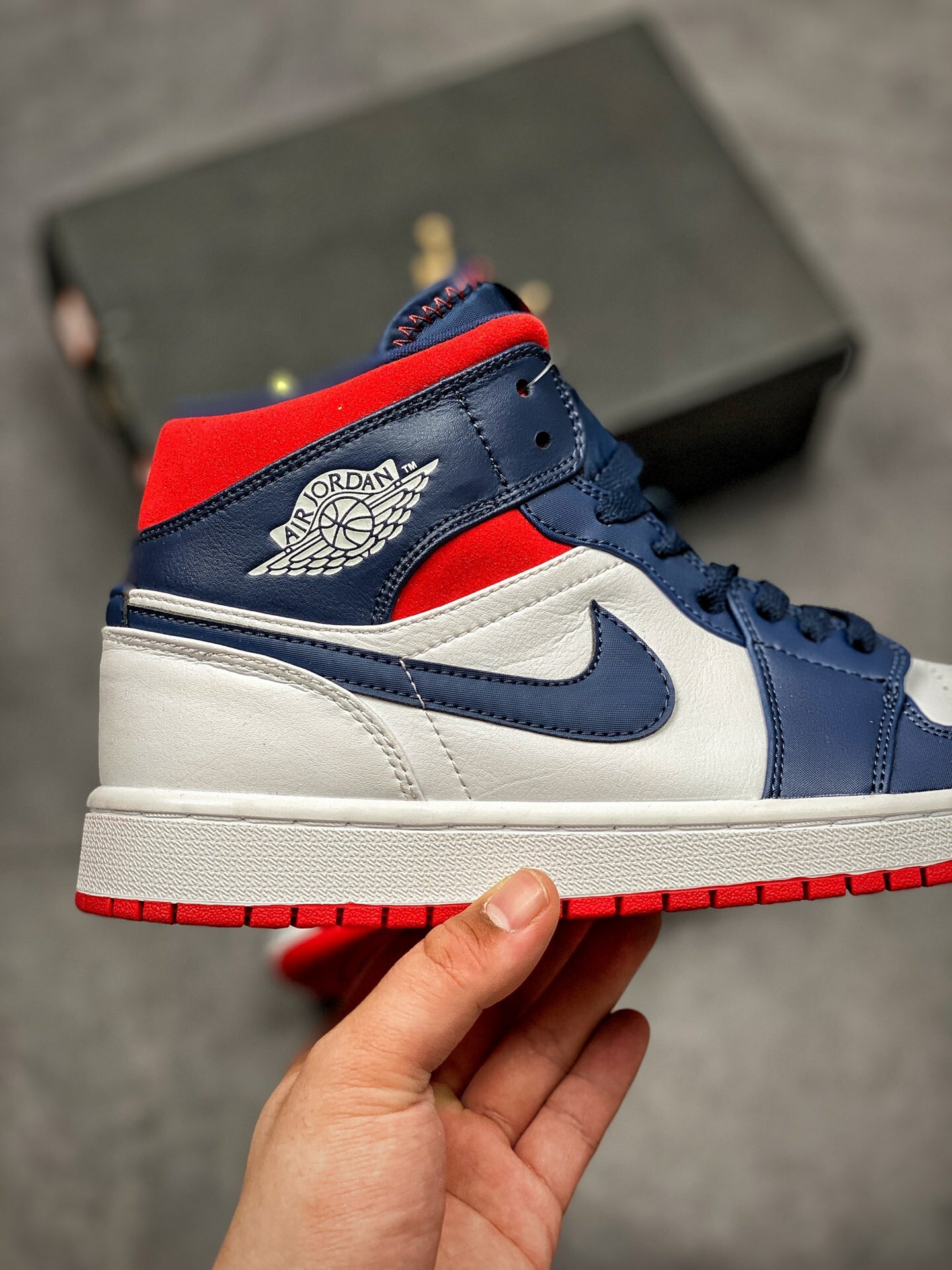 180 AJ1Mid 36-45 got 44.5 (28).jpg