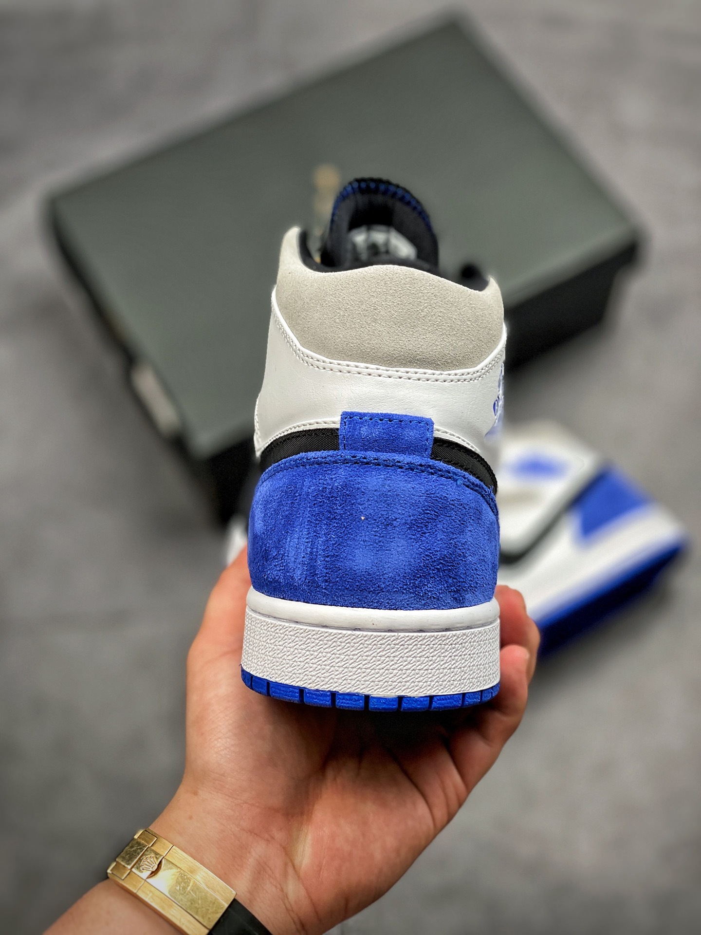 180 AJ1Mid 36-45 got 44.5 (9).jpg