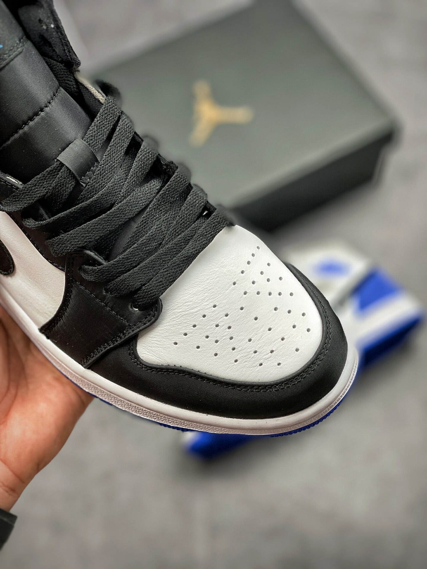180 AJ1Mid 36-45 got 44.5 (14).jpg