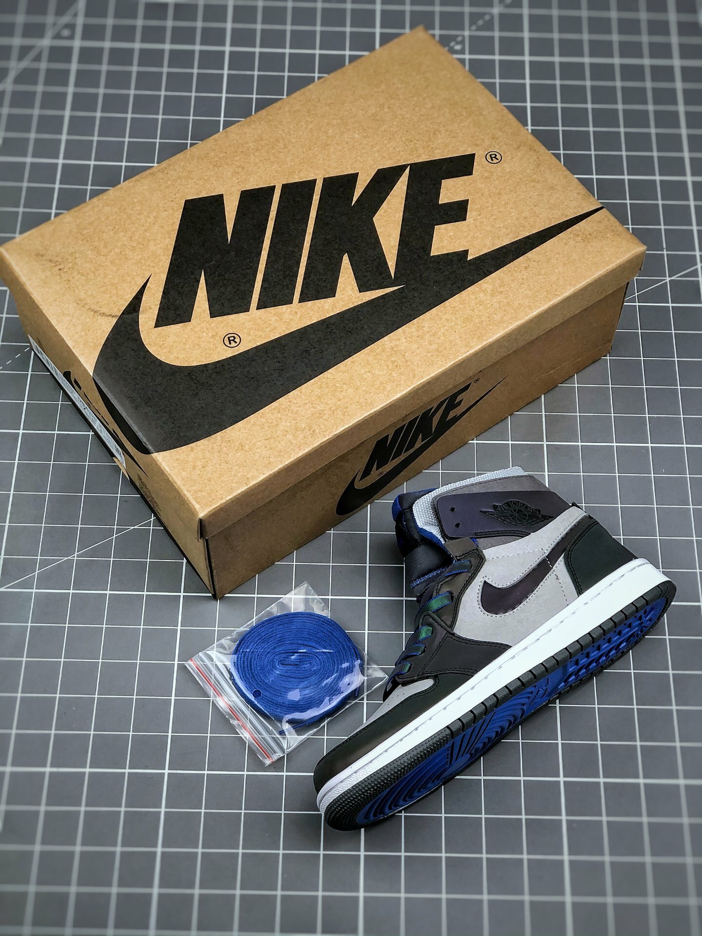 180 AJ1 36-45 Half.jpg